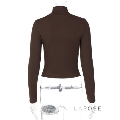 Well Tailored Top with a Graceful Silhouette