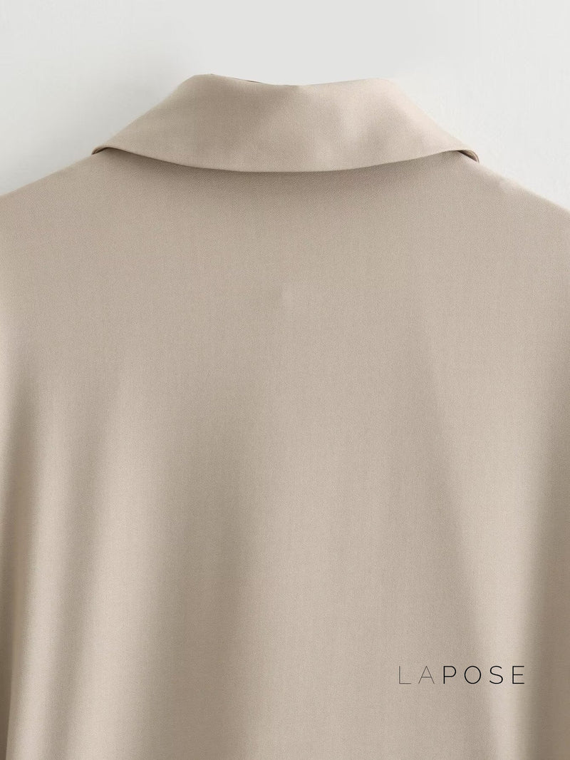 Well Tailored Jacket with a Graceful Silhouette