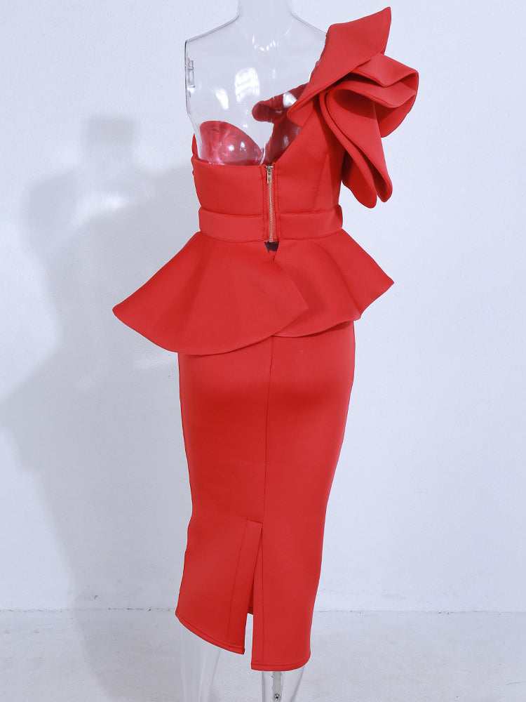 Classic Vintage Dress with a Flattering Fit