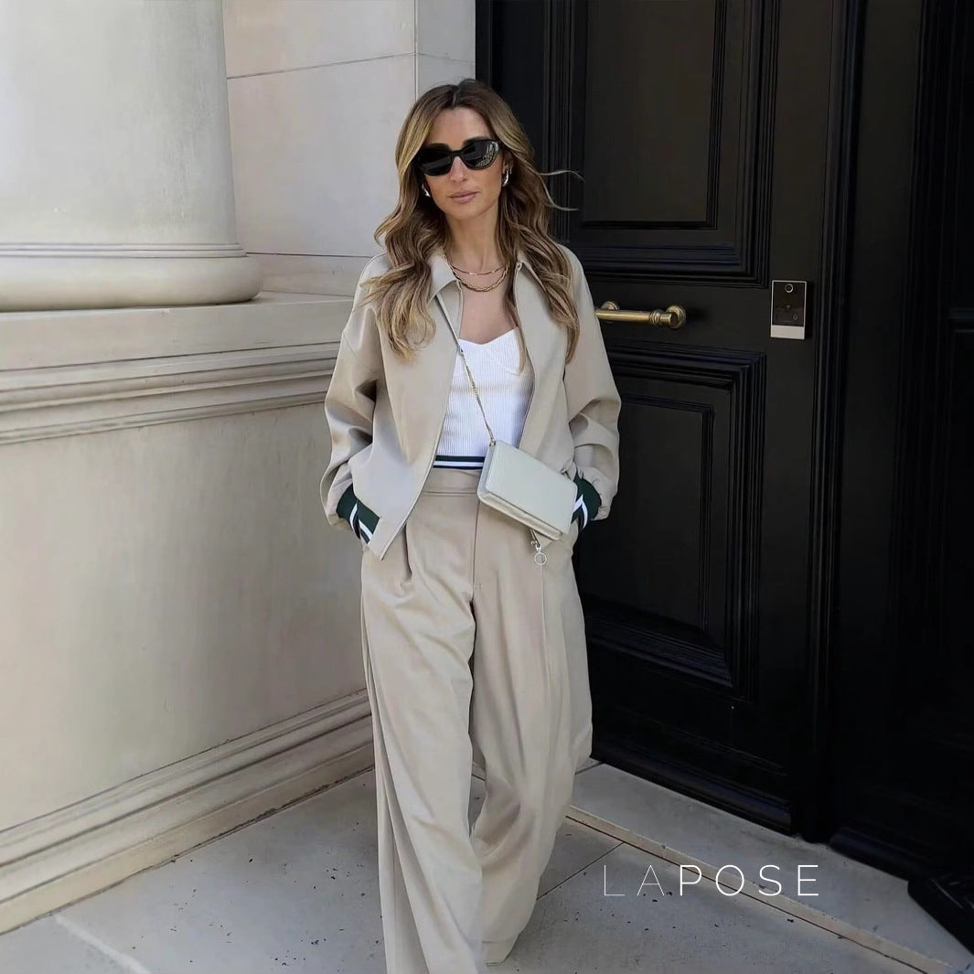 Well Tailored Jacket with a Graceful Silhouette