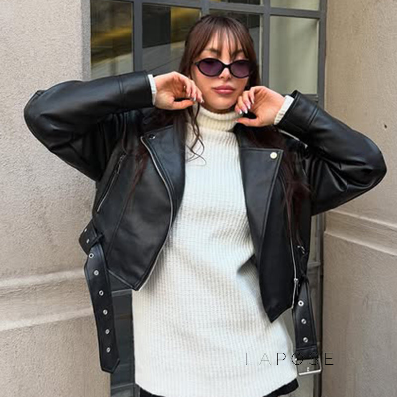 Elegantly Styled Jacket for Everyday Wear