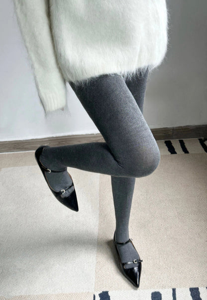 Sophisticated Garment with a Clean Classic Look