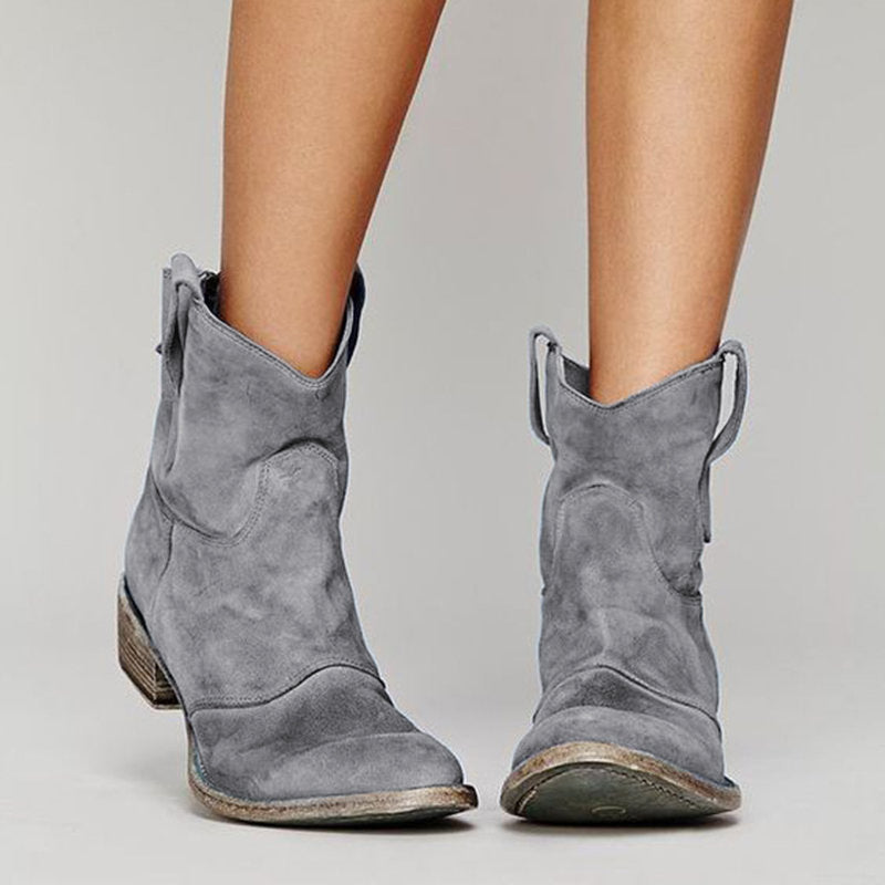 JO | Tailor-made and comfortable orthopaedic boots