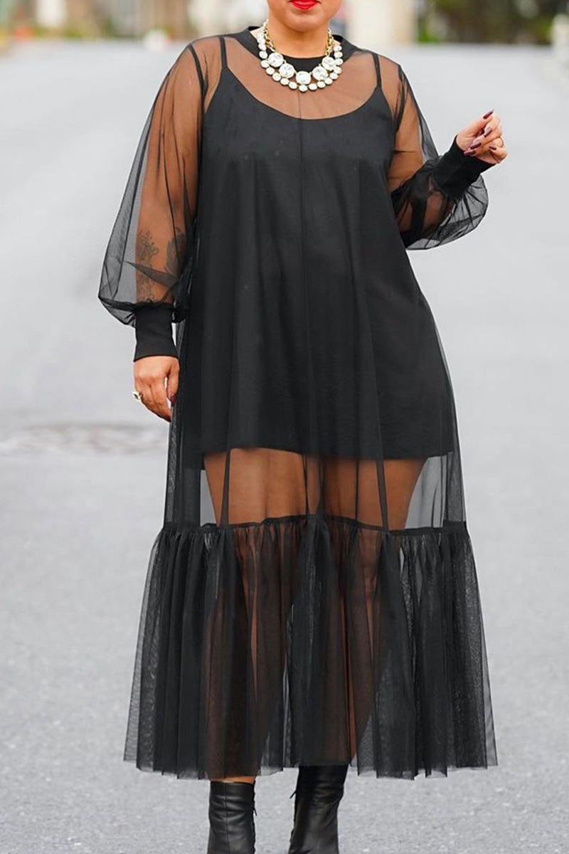 Gracefully Styled Garment for Any Occasion