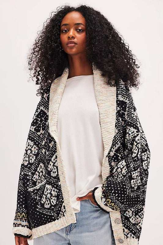 Well Tailored Cardigan with a Graceful Silhouette