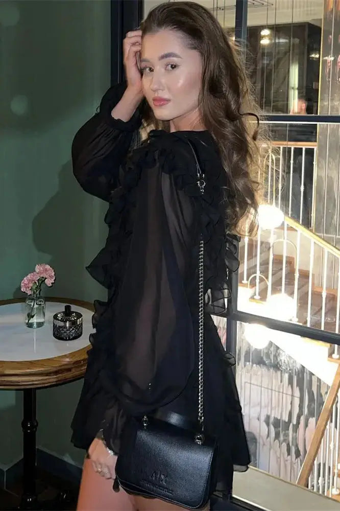 Sophisticated Dress with a Clean Classic Look