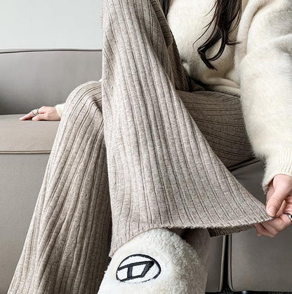 Vintage Inspired Pants with a Contemporary Edge