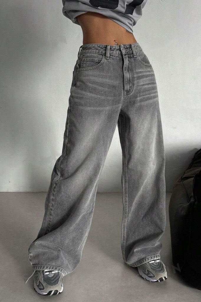 Well Tailored Garment with a Graceful Silhouette
