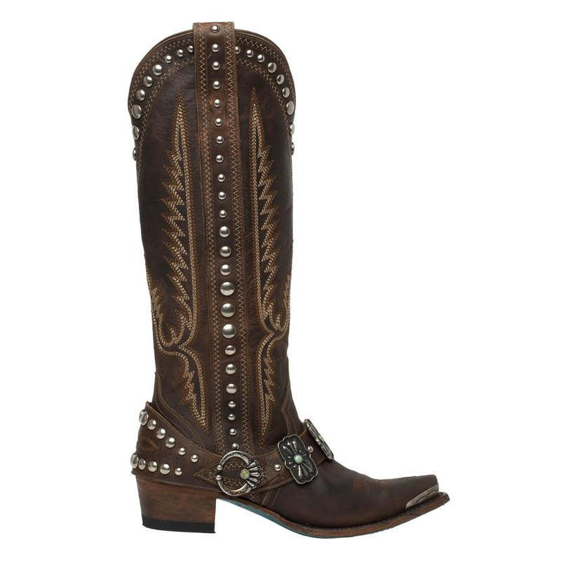 Beautifully Crafted Boots in a Classic Style