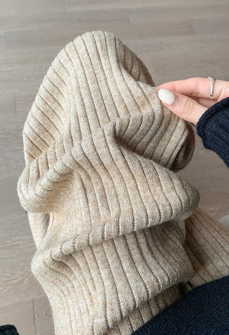 Classic Vintage Pants with a Flattering Fit