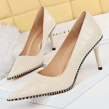 Polished Heels with an Effortless Classic Look