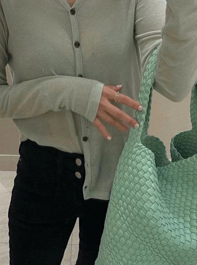 Beautifully Crafted Bag in a Classic Style