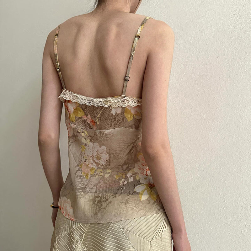 A Vintage Style Top with Delicate Timeless Details