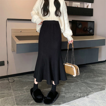 Sophisticated Garment with a Clean Classic Look