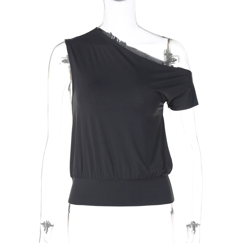 Well Tailored Garment with a Graceful Silhouette