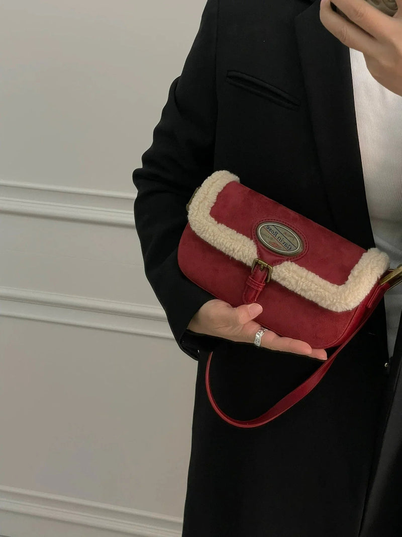 Sophisticated Bag with a Clean Classic Look