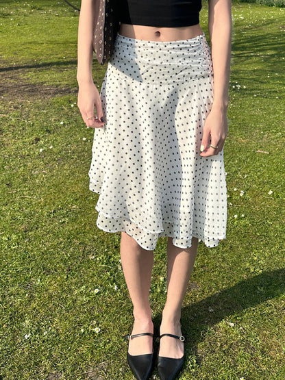 Classic Vintage Garment with a Flattering Fit