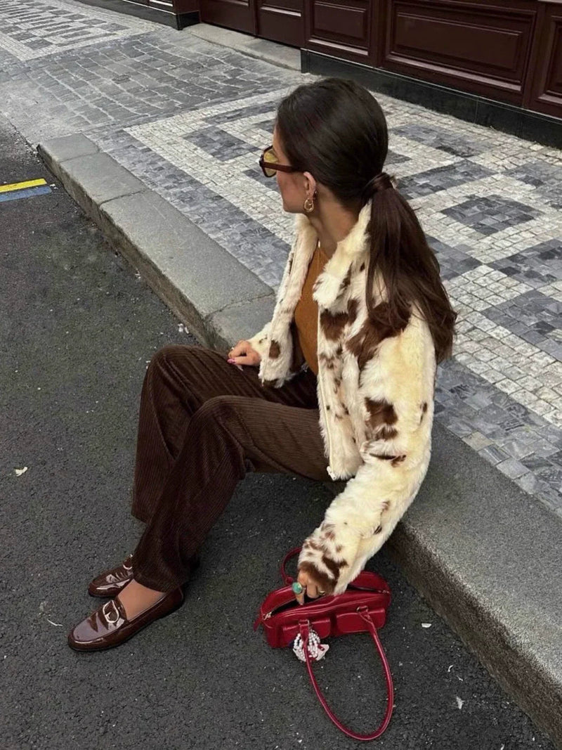 Classic Vintage & Enduringly Stylish Coat