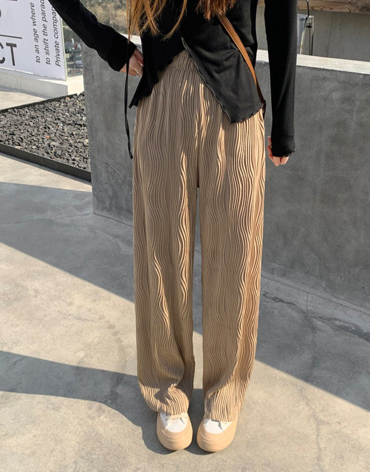 Polished Pants with an Effortless Classic Look