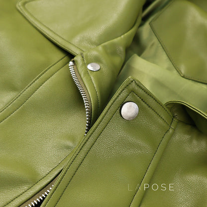 Effortlessly Elegant Jacket with a Timeless Design
