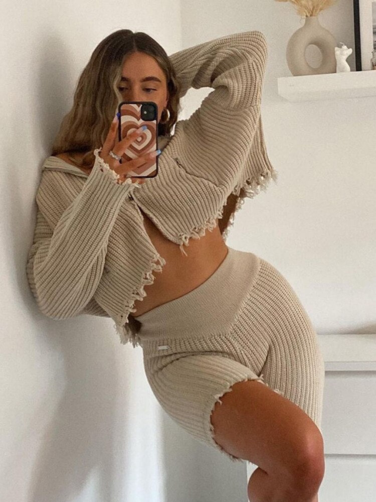 Elegantly Styled Sweater for Everyday Wear