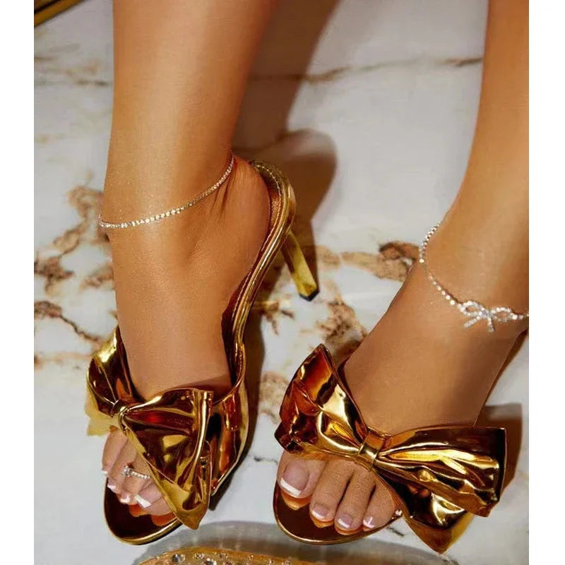 A Vintage Style Heels with Delicate Timeless Details