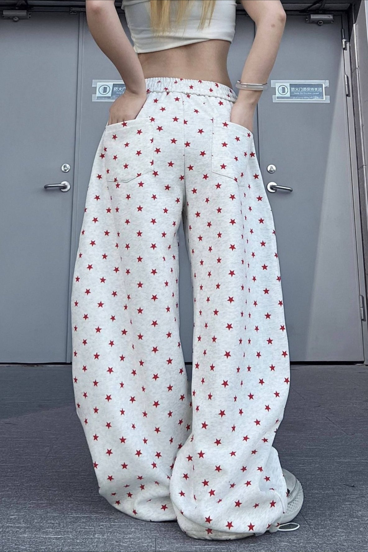 Beautifully Finished Pants in a Timeless Design