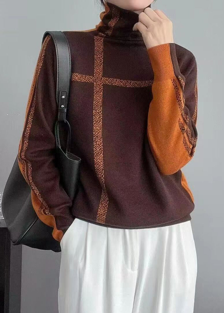 Well Tailored Top with a Graceful Silhouette