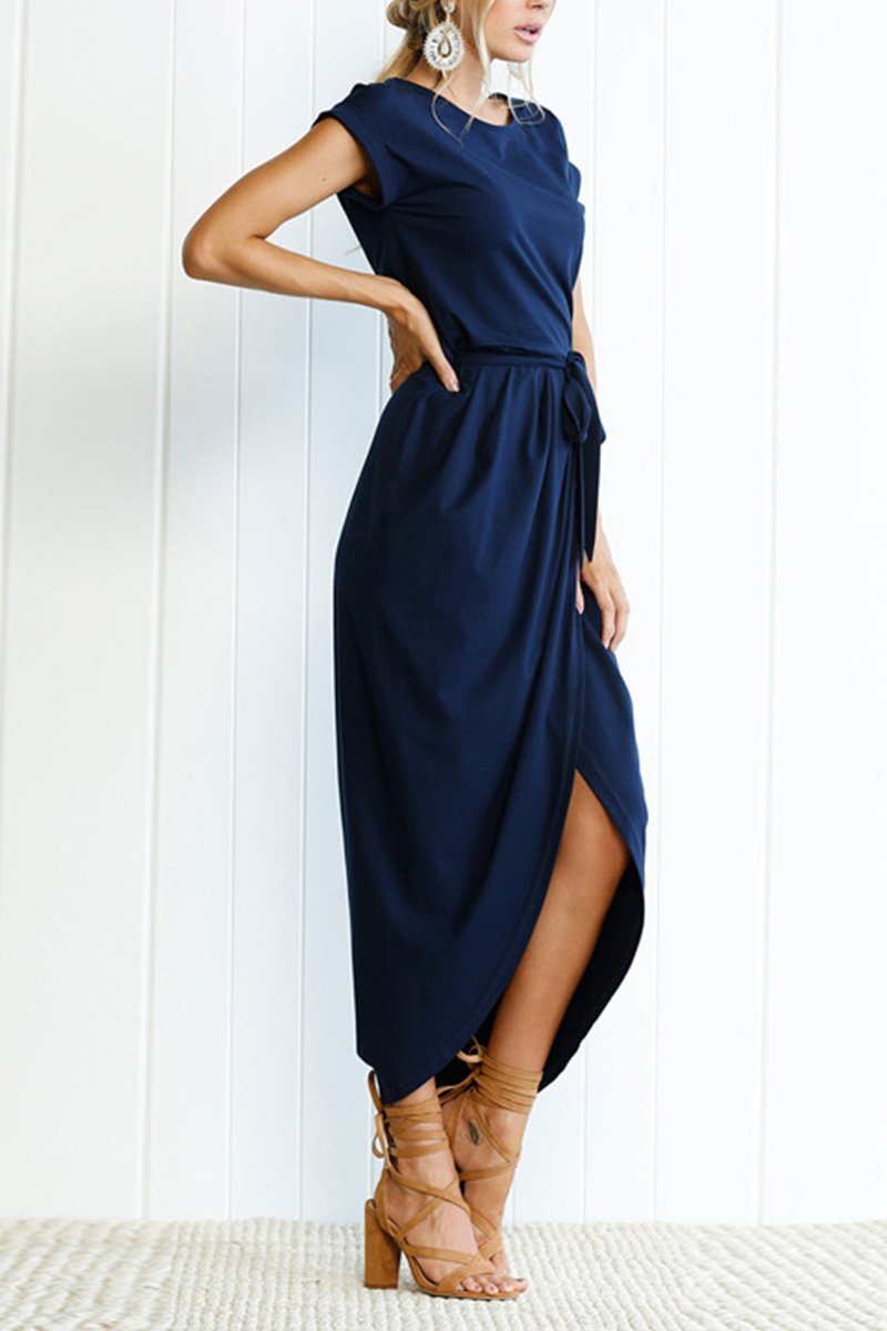 Billie Timeless and stylish summer dress
