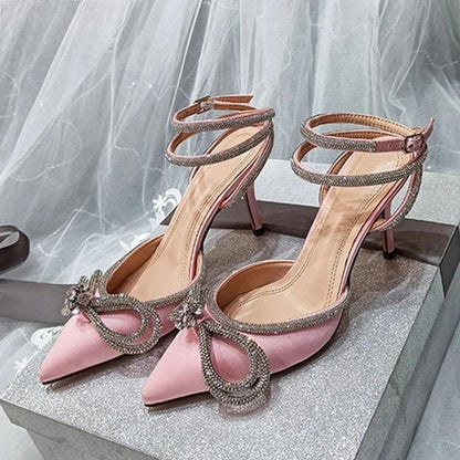 A Vintage Style Heels with Delicate Timeless Details