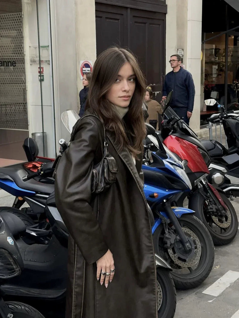 Gracefully Styled Coat for Any Occasion
