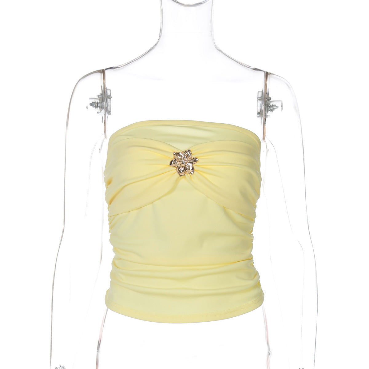 Well Tailored Top with a Graceful Silhouette