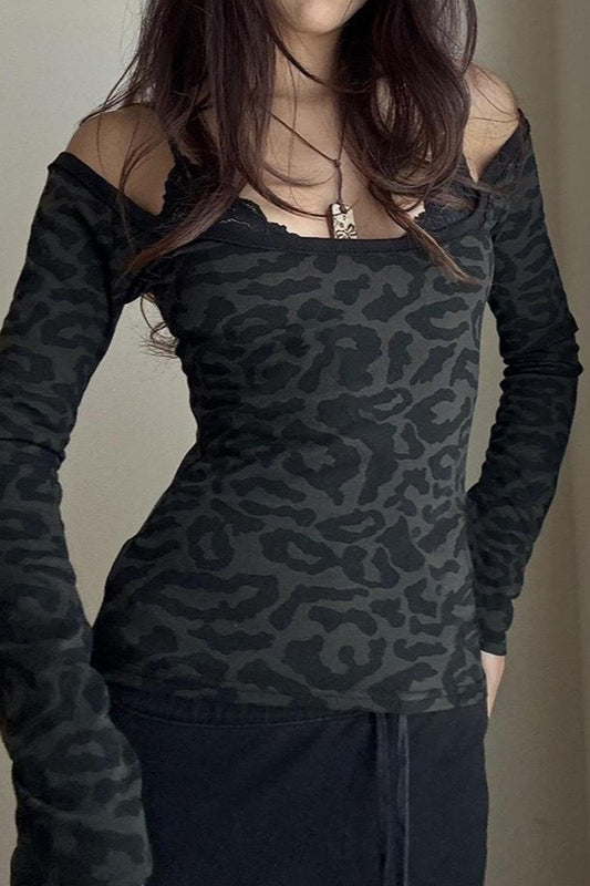 Timeless Vintage Style Blouse