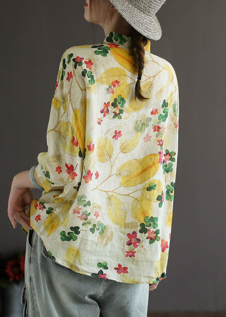 Well Tailored Top with a Graceful Silhouette