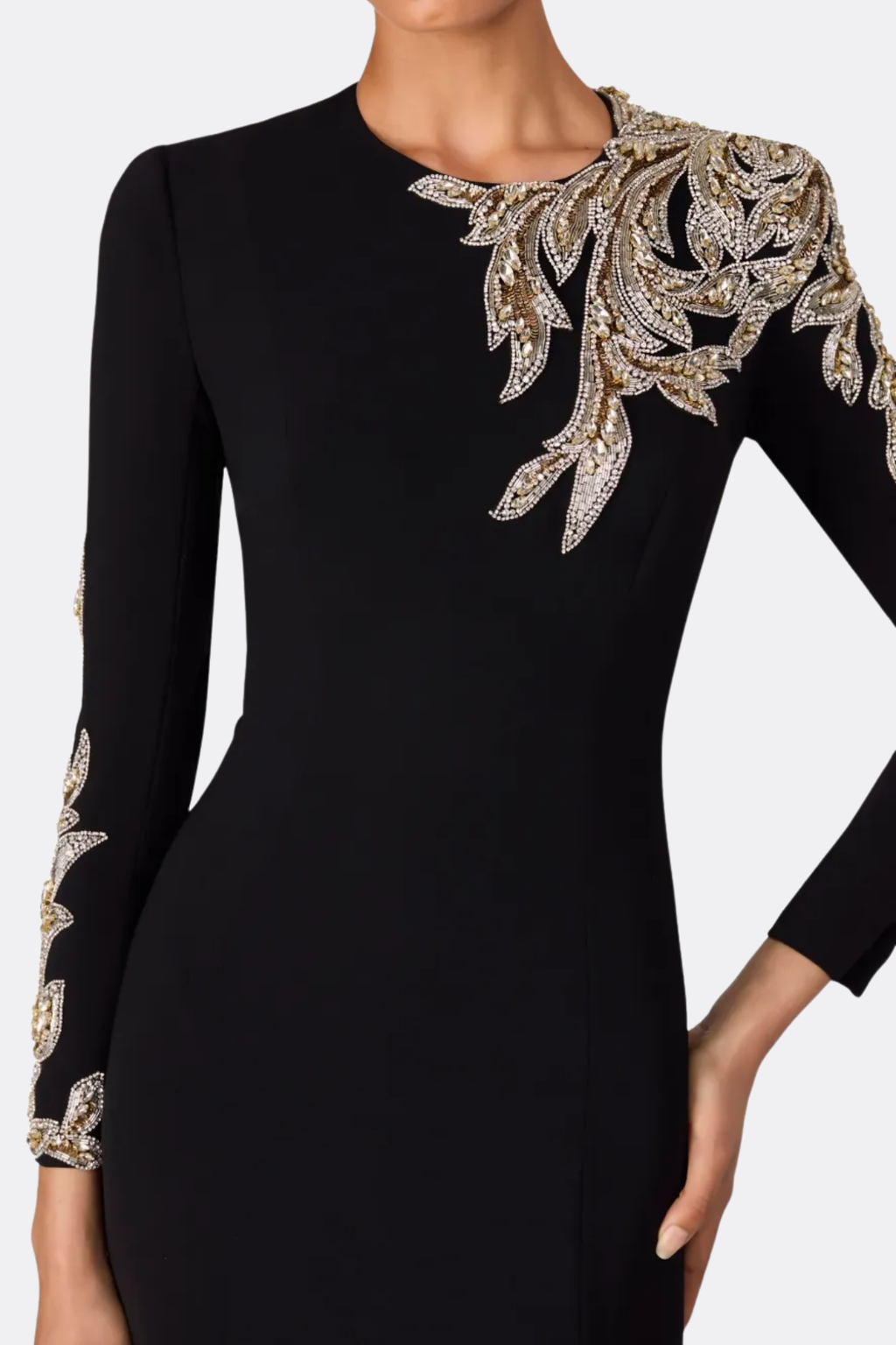 Effortlessly Elegant Dress with a Timeless Design