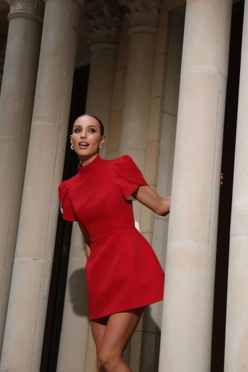 Sophisticated Dress with a Clean Classic Look