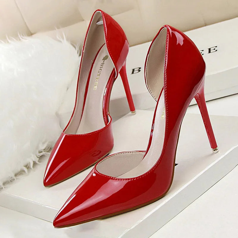 Classic Vintage & Enduringly Stylish Heels