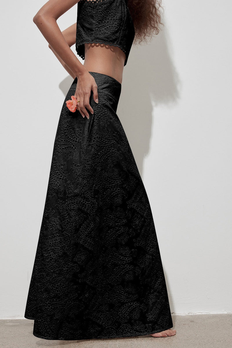 Gracefully Designed Garment