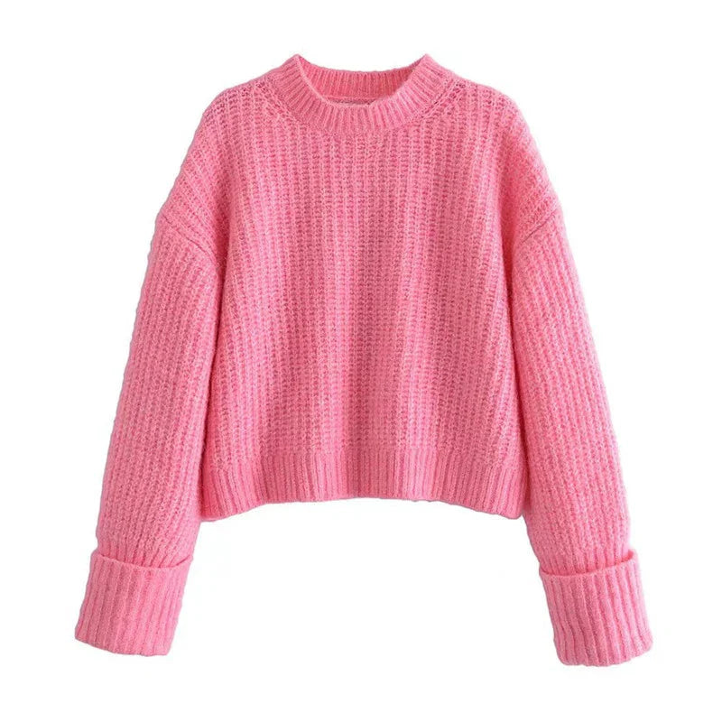 Classic Vintage Sweater with a Flattering Fit