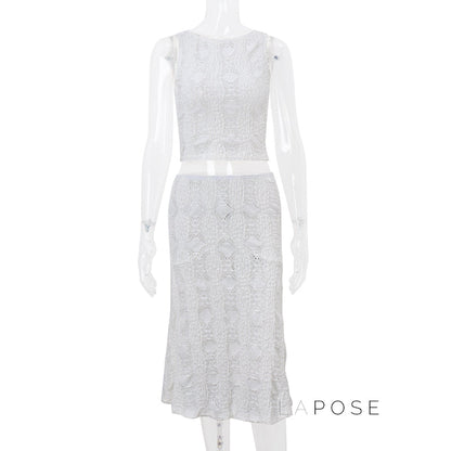 Gracefully Styled Garment for Any Occasion