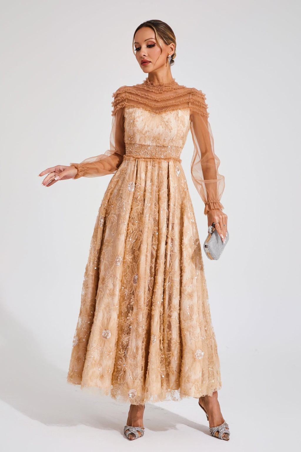 Classic Vintage Dress with a Flattering Fit