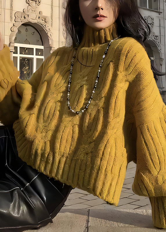 Classic Vintage Sweater with a Flattering Fit