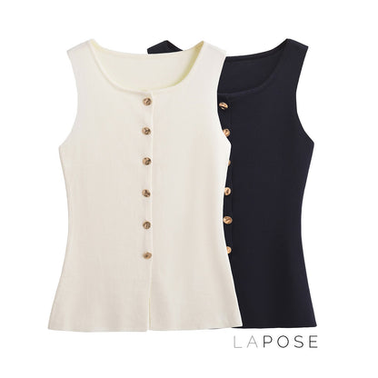 Polished Garment with an Effortless Classic Look
