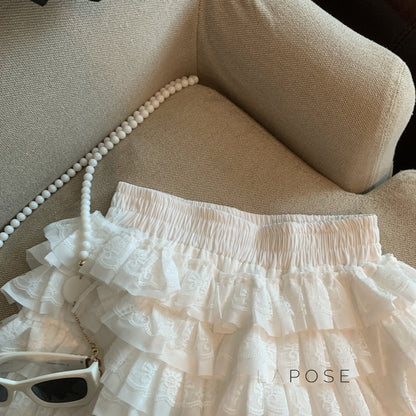 Sophisticated Garment with a Clean Classic Look
