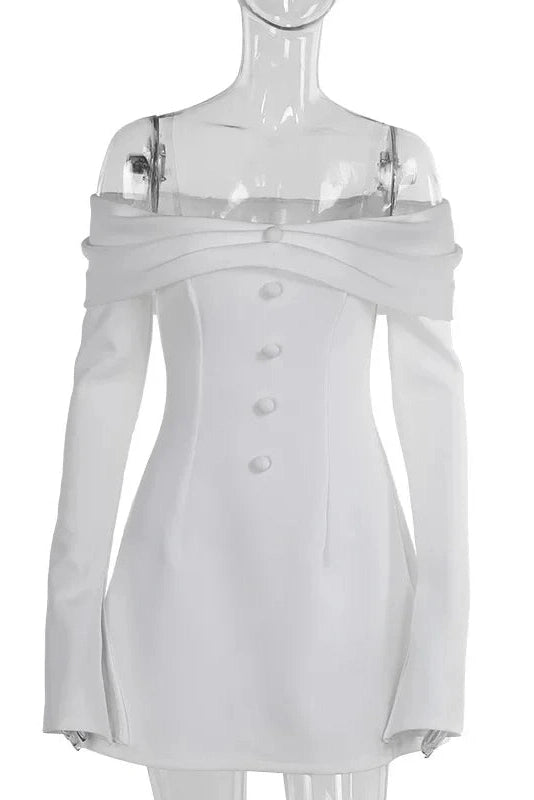 Effortlessly Elegant Dress with a Timeless Design