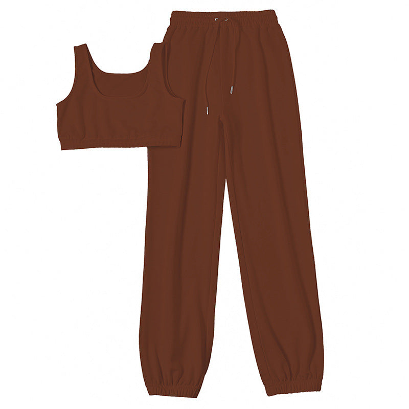 Sophisticated Trousers with a Clean Classic Look