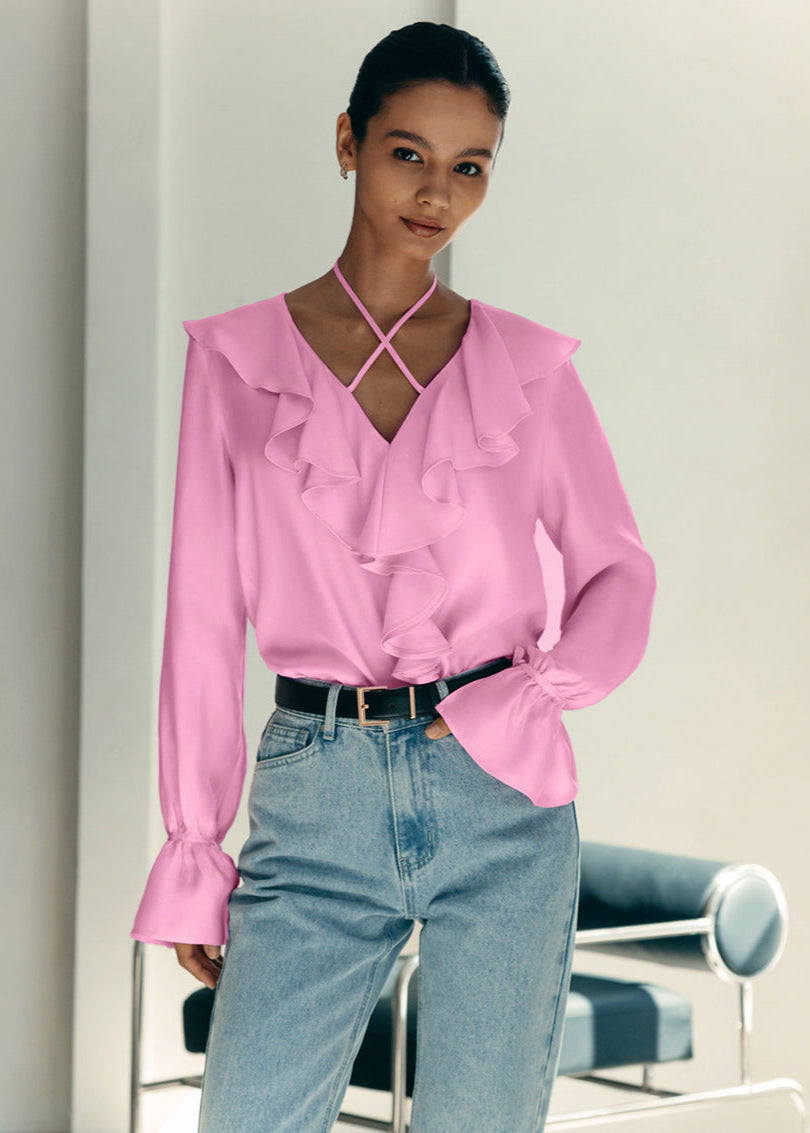 Classic Vintage Blouse with a Flattering Fit