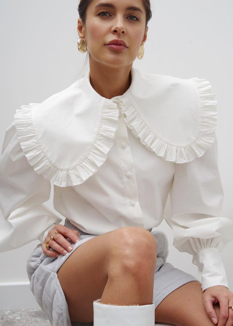 Gracefully Styled Blouse for Any Occasion