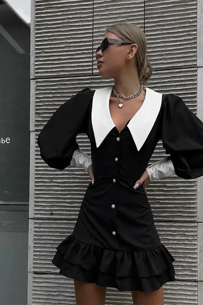Classic Vintage & Enduringly Stylish Dress