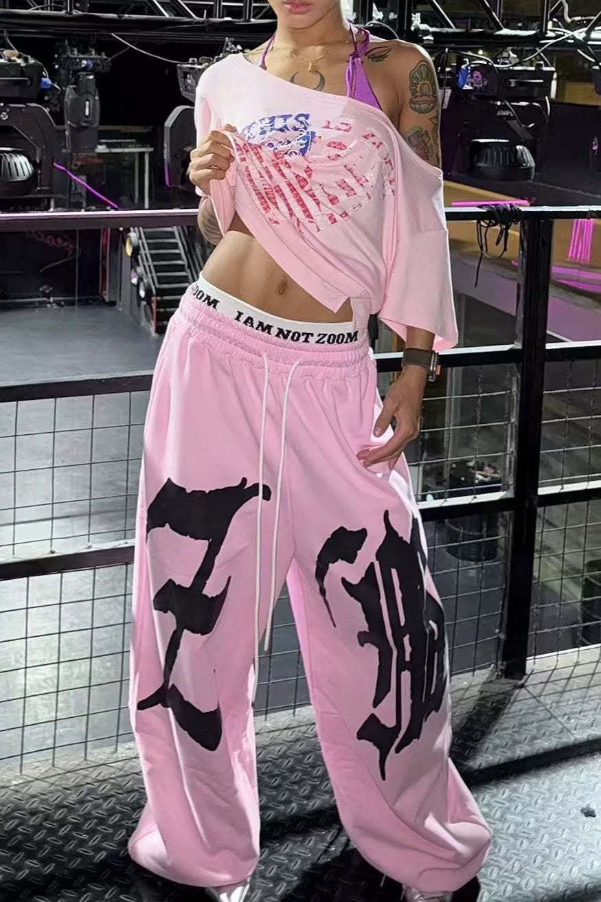 Elegantly Styled Pants for Everyday Wear